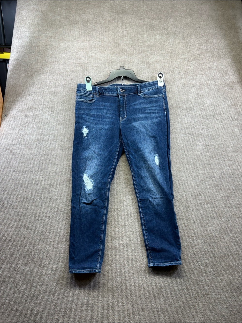 White House Black Market Women's Distressed Cropped Jeans Size 12